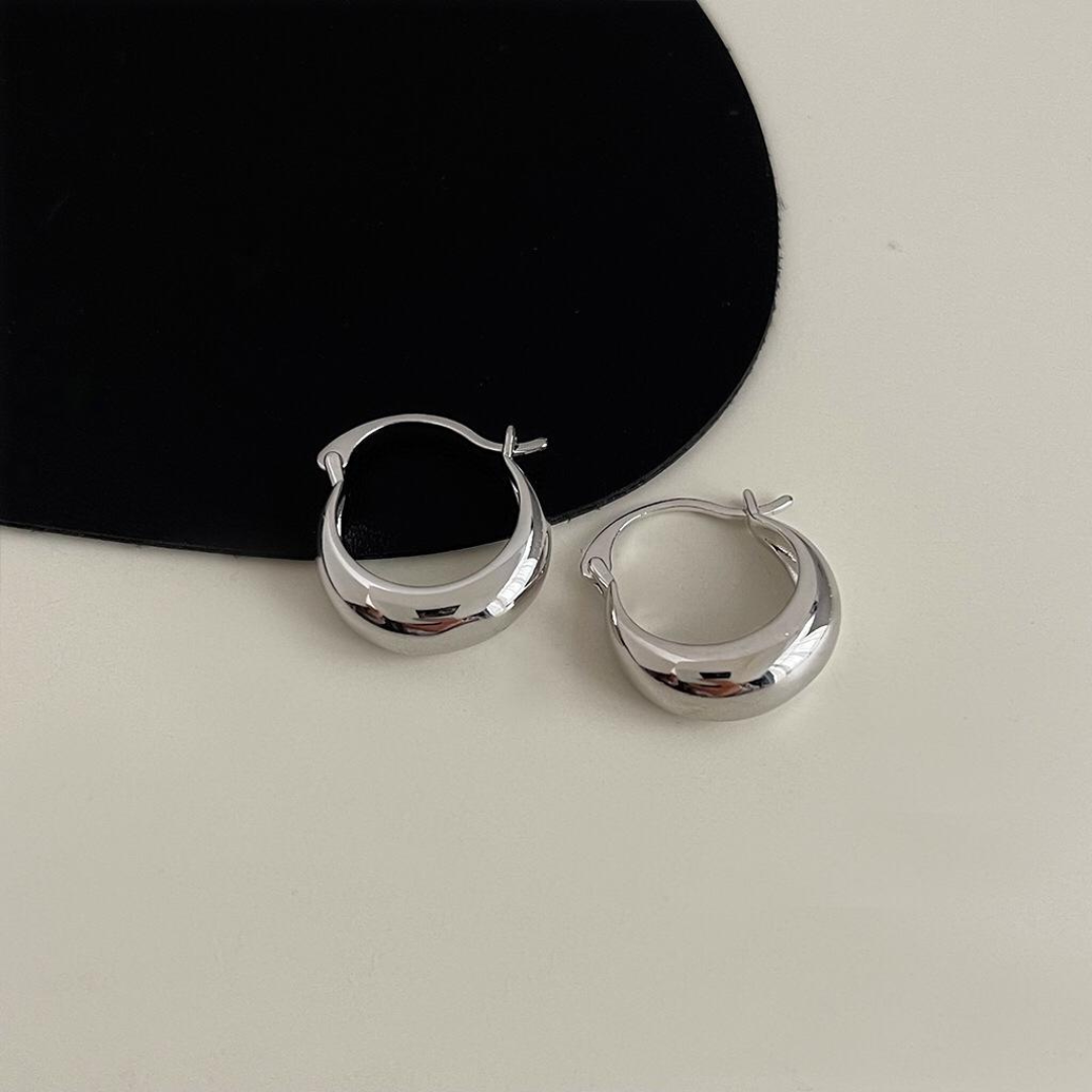 Sophia Mini Hoops